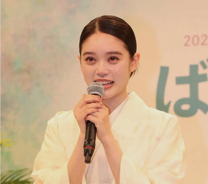 朝ドラ「ばけばけ」ヒロイン発表記者会見での髙石あかりさん 