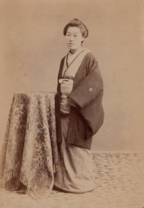 小泉セツの肖像画（小泉八雲記念館所蔵）